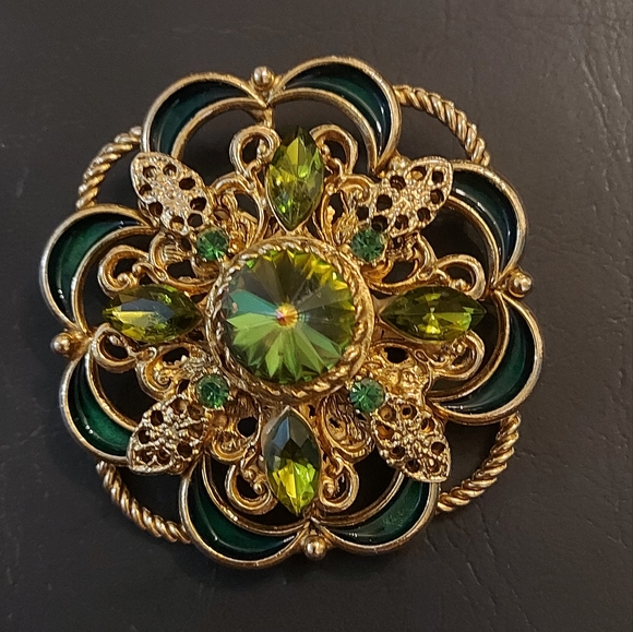 🎄Watermelon Rivioli Glass Scalloped Green Enamel Brooch,Vintage Rare - Picture 4 of 6